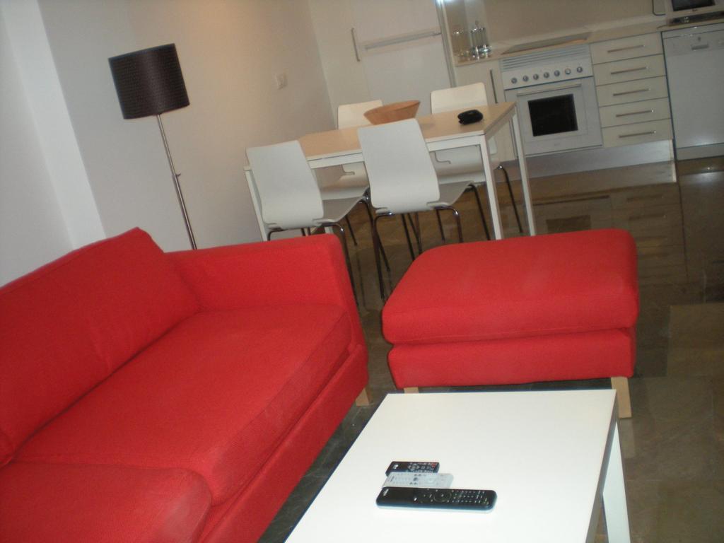 Apartamentos Living Valencia-Vitoria Rum bild